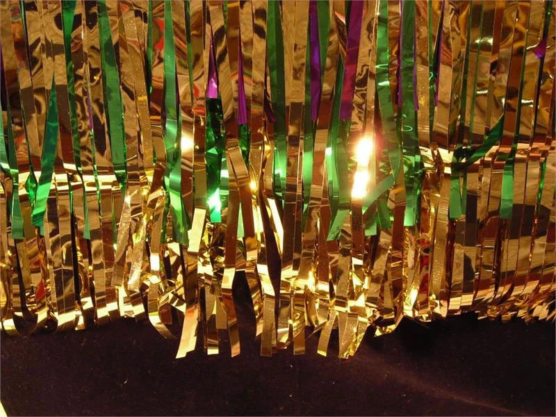 Mardi Gras Spot Mardi Gras Metallic Fringe 15" X 10' (Pack) Petal Paper 3 Mardi Gras Spot Mardi Gras Metallic Fringe 15" X 10' (Pack) Petal Paper
