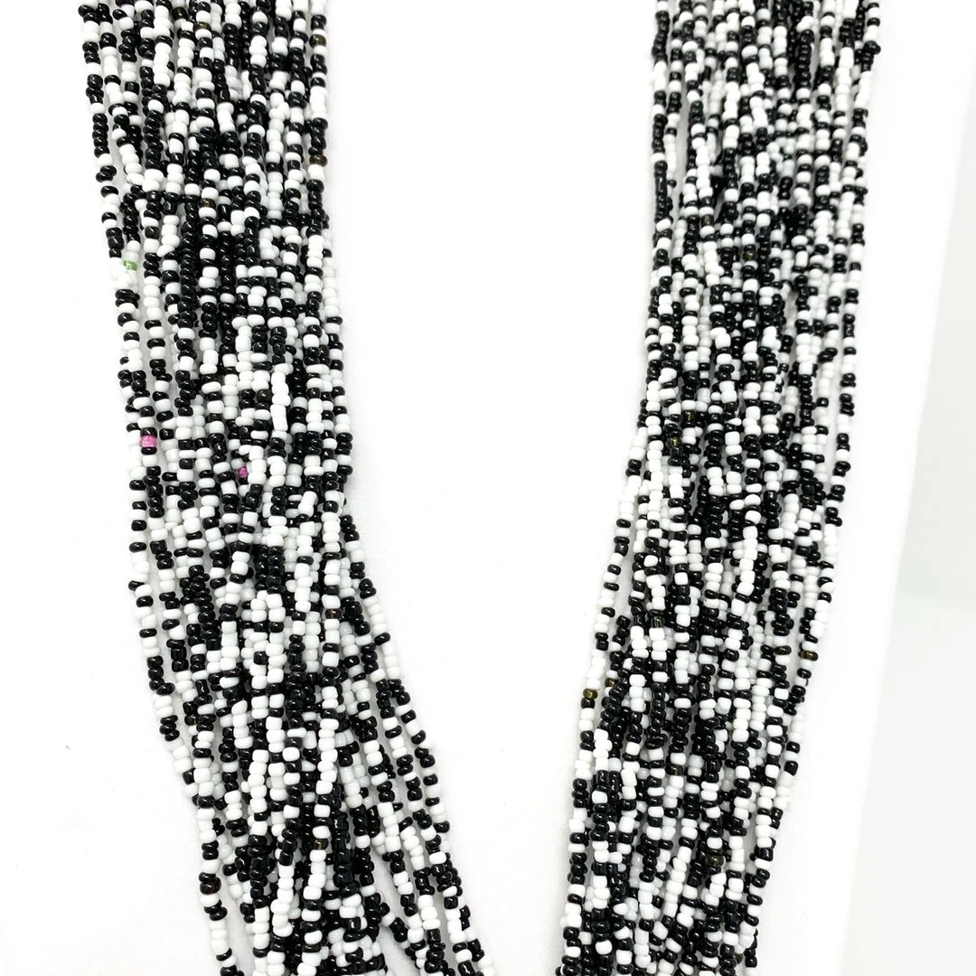 Sale Beads 27" Black And White Glass Bead Necklace (Dozen) Sale Beads 27" Black And White Glass Bead Necklace (Dozen)
