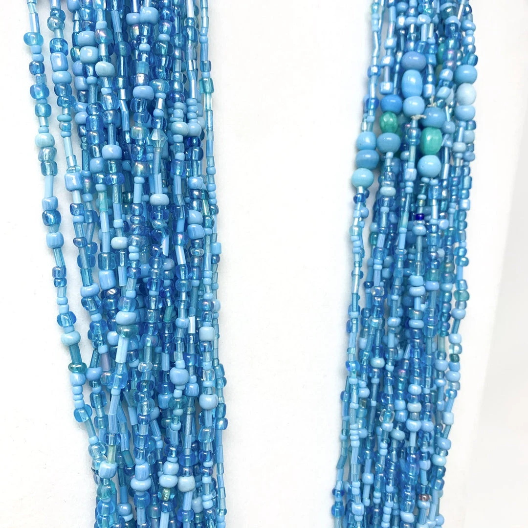 Mardi Gras Spot 27" Turquoise Glass Bead Necklace (Dozen) Mardi Gras Spot 27" Turquoise Glass Bead Necklace (Dozen)