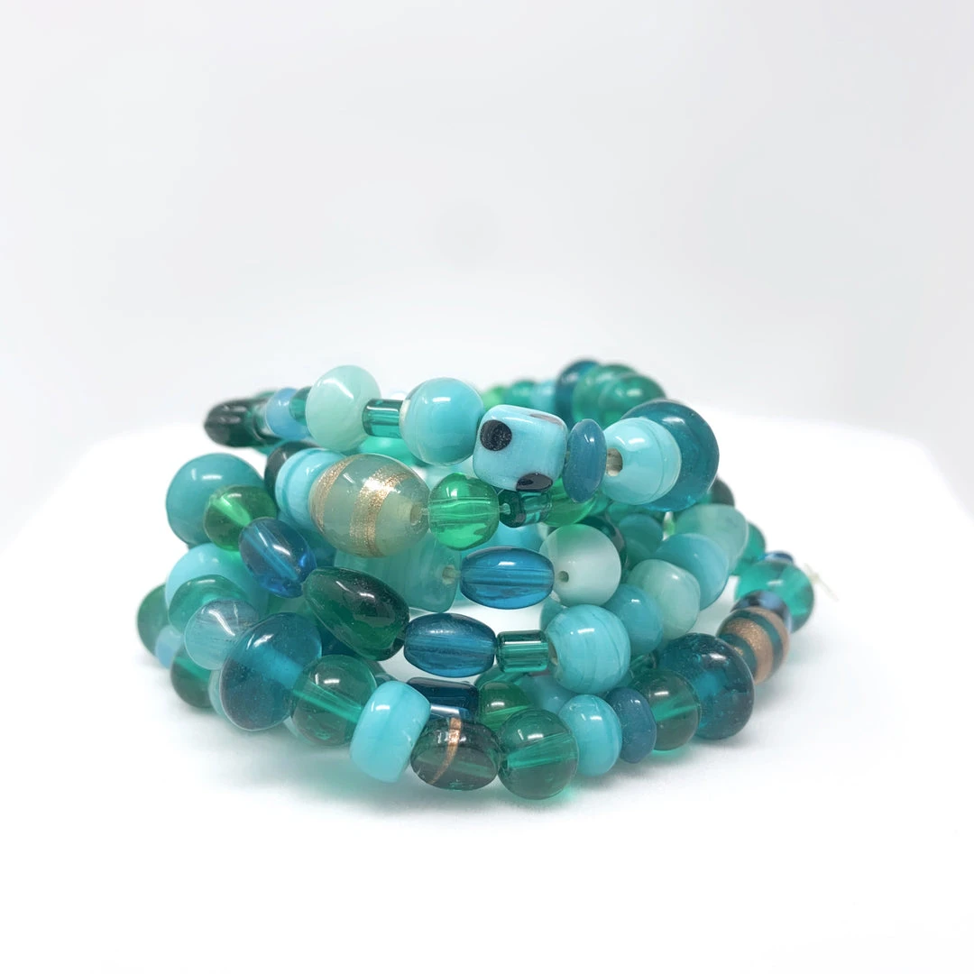 Mardi Gras Spot 7" Glass Beads - Turquoise Bracelets (Dozen) 4 Mardi Gras Spot 7" Glass Beads - Turquoise Bracelets (Dozen)