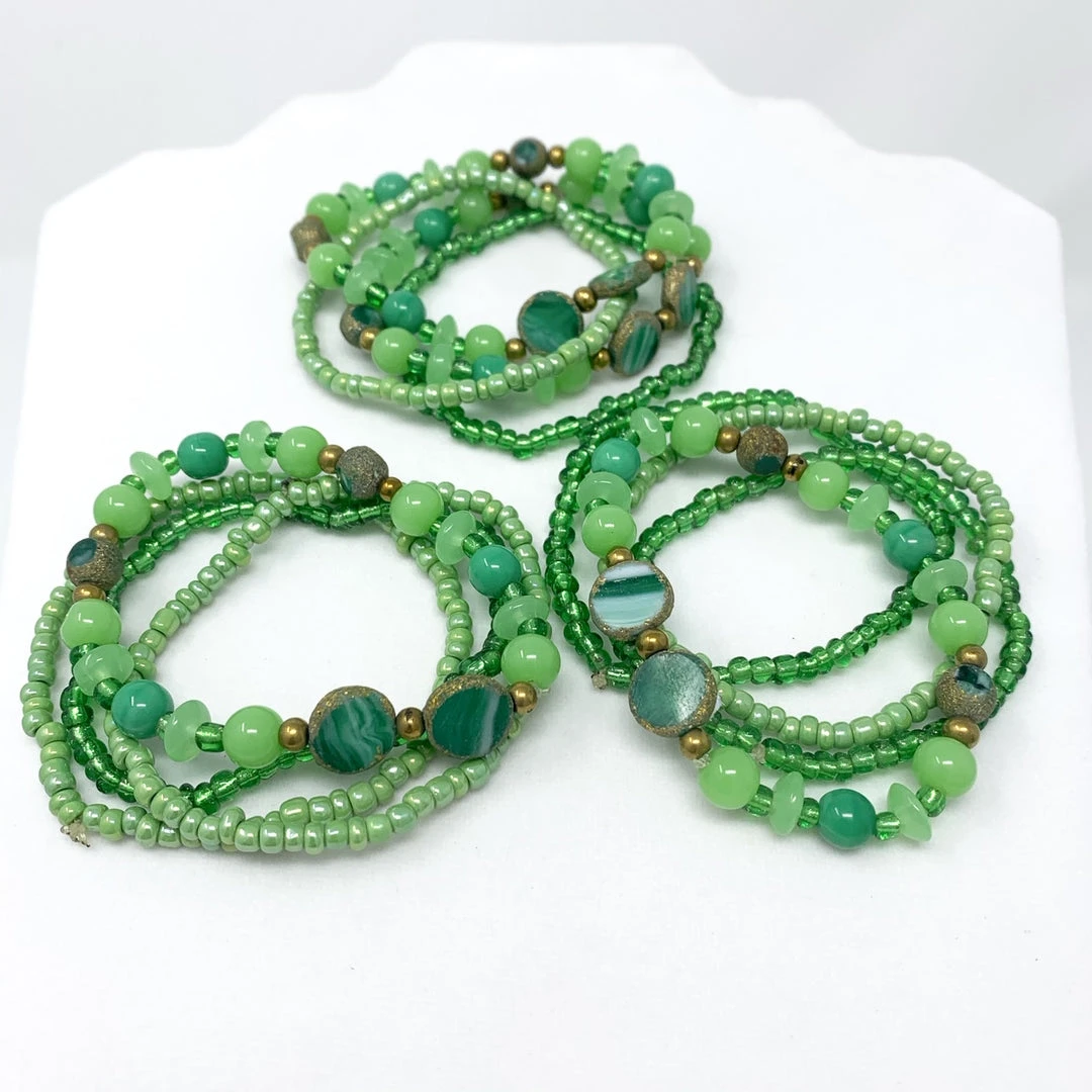 Mardi Gras Spot 7" Glass Bead Bracelets - Green Multi-Stone (Dozen) Beads 5 Mardi Gras Spot 7" Glass Bead Bracelets - Green Multi-Stone (Dozen) Beads
