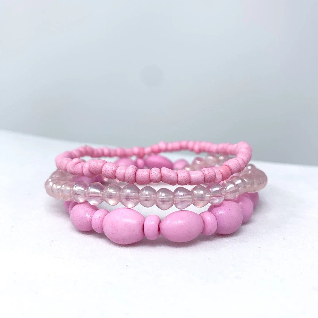 Mardi Gras Spot Beads 7" Glass Bead Bracelets - Lavender And Light Pink (Dozen) 5 Mardi Gras Spot Beads 7" Glass Bead Bracelets - Lavender And Light Pink (Dozen)