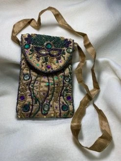 Sale 6.75" X 4.75" Beaded Mask Cross Body Bag (Each)