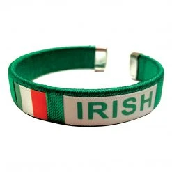 Mardi Gras Spot 7" Green Irish Bracelet Beads